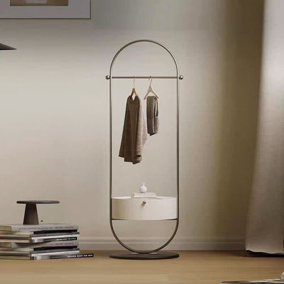 acheter Un porte-vêtements au sol en or et en argent moderne avec un placard de rangement online manufacture
